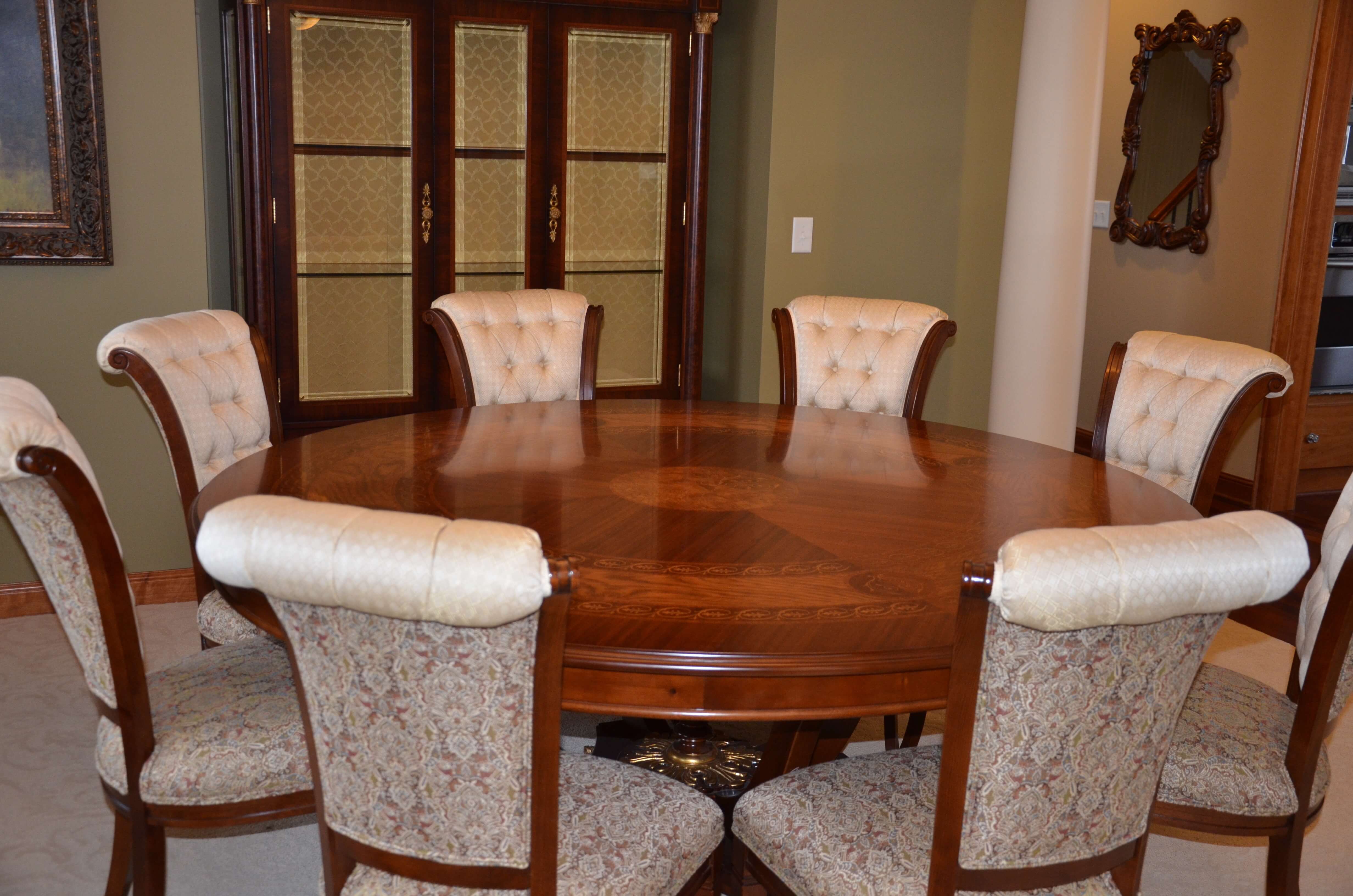 8 Seater Round Dining Table And Chairs / Kennedy Dining Suite In